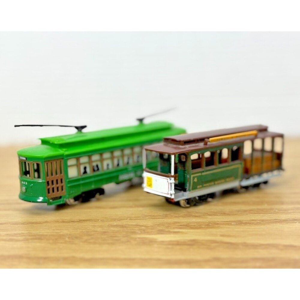 2 Classic Streetcars  - HO Scale - New Orleans and San Francisco Cable Car